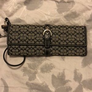 Classic Coach Wristlet Wallet